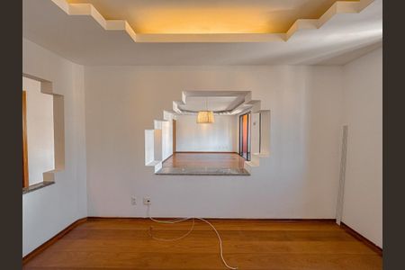 Apartamento à venda com 181m², 3 quartos e 2 vagas