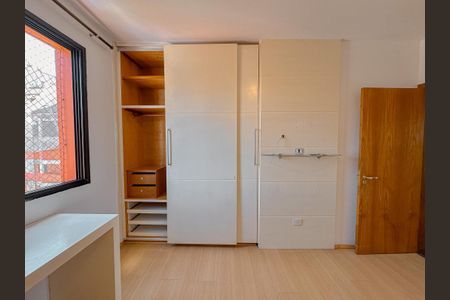 Apartamento à venda com 181m², 3 quartos e 2 vagas