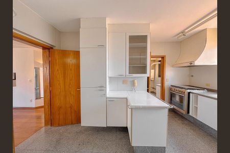 Apartamento à venda com 181m², 3 quartos e 2 vagas