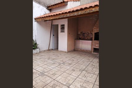 Casa à venda com 100m², 4 quartos e 2 vagas