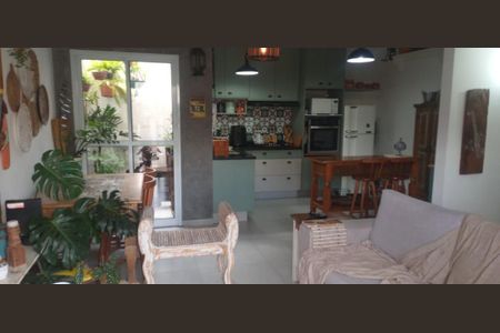 Casa à venda com 2 quartos, 150m² em Vila Santa Teresa, Santo André