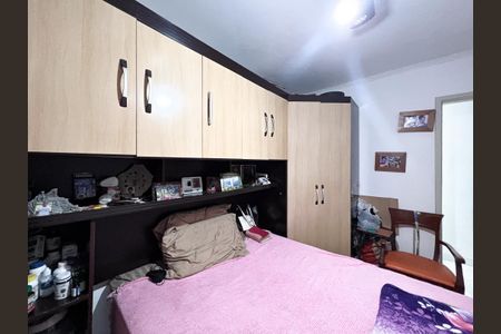Casa à venda com 161m², 4 quartos e 2 vagas
