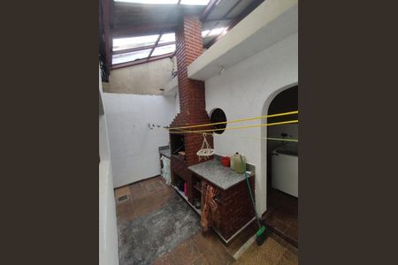 Casa à venda com 201m², 3 quartos e 2 vagas