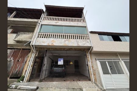 Casa para alugar com 115m², 1 quarto e 1 vaga Casa para alugar com 115m², 1 quarto e 1 vagaFachada