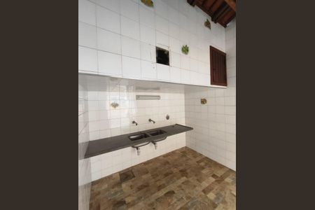 Casa para alugar com 460m², 6 quartos e 4 vagas