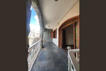 Casa para alugar com 460m², 6 quartos e 4 vagas