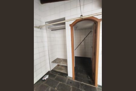 Casa para alugar com 460m², 6 quartos e 4 vagas