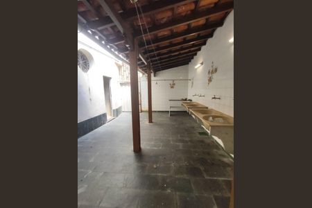 Casa para alugar com 6 quartos, 460m² em Padre Eustáquio, Belo Horizonte