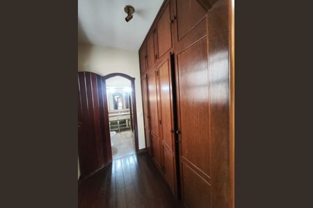 Casa para alugar com 460m², 6 quartos e 4 vagas