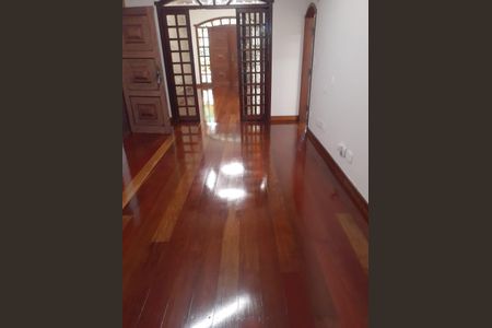 Casa para alugar com 460m², 6 quartos e 4 vagas
