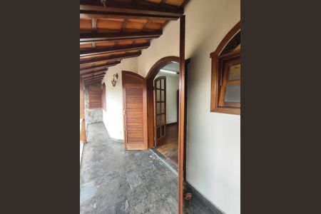 Casa para alugar com 460m², 6 quartos e 4 vagas