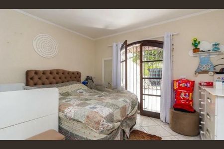 Casa à venda com 3 quartos, 200m² em Jardim Las Vegas, Santo André