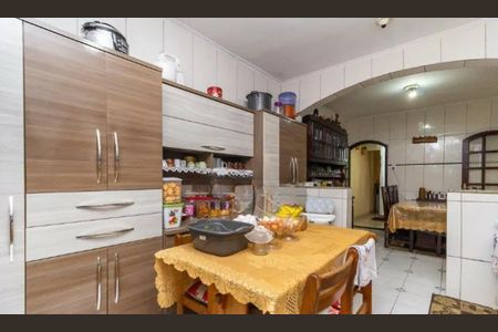 Casa à venda com 3 quartos, 200m² em Jardim Las Vegas, Santo André