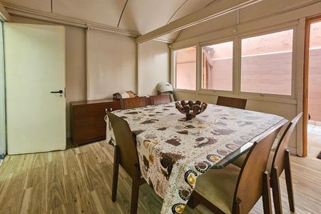 Casa para alugar com 170m², 2 quartos e 3 vagas