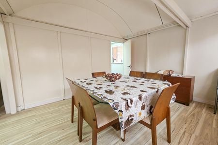 Casa para alugar com 2 quartos, 170m² em Jardim Virginia, Guarujá