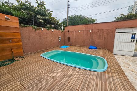 Casa para alugar com 170m², 2 quartos e 3 vagas