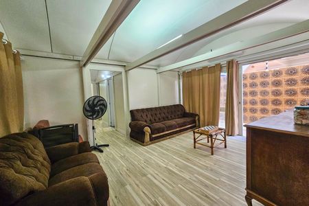 Casa para alugar com 170m², 2 quartos e 3 vagas