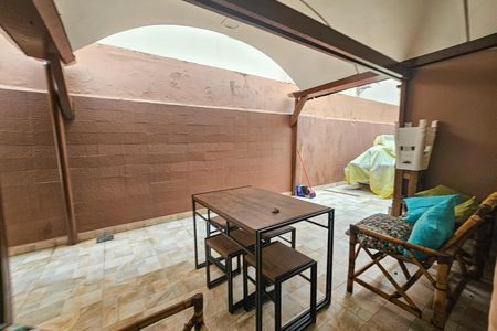 Casa para alugar com 170m², 2 quartos e 3 vagas