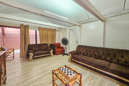 Casa para alugar com 170m², 2 quartos e 3 vagas