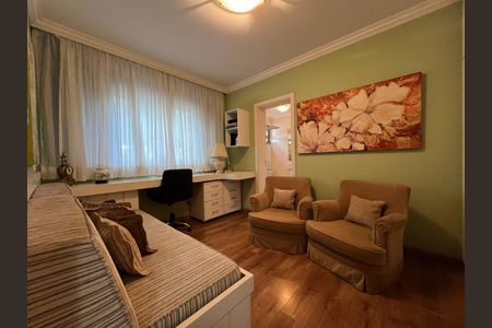 Apartamento à venda com 256m², 3 quartos e 3 vagas