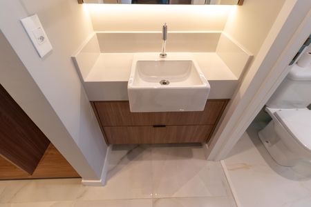 Studio para alugar com 46m², 1 quarto e 1 vaga Studio para alugar com 46m², 1 quarto e 1 vagaBanheiro