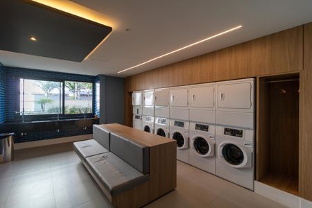 Studio para alugar com 46m², 1 quarto e 1 vaga Studio para alugar com 46m², 1 quarto e 1 vagaÁrea comum - Lavanderia