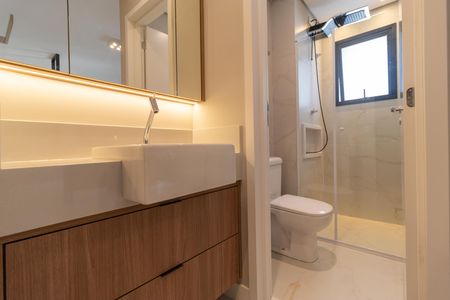 Studio para alugar com 46m², 1 quarto e 1 vaga Studio para alugar com 46m², 1 quarto e 1 vagaBanheiro