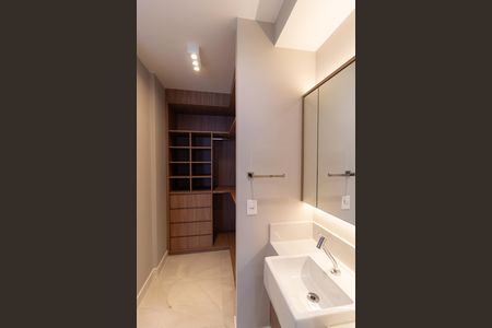 Studio para alugar com 46m², 1 quarto e 1 vaga Studio para alugar com 46m², 1 quarto e 1 vagaBanheiro