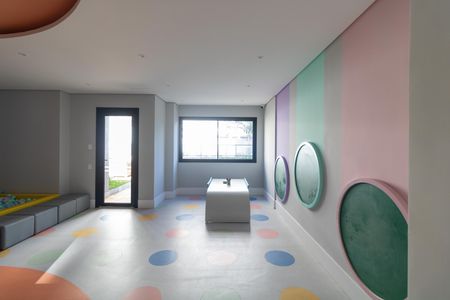 Studio para alugar com 46m², 1 quarto e 1 vaga Studio para alugar com 46m², 1 quarto e 1 vagaÁrea comum - brinquedoteca