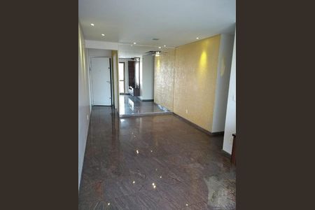 Apartamento à venda com 67m², 2 quartos e 1 vaga