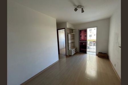 Sala de apartamento à venda com 2 quartos, 50m² em Todos Os Santos, Rio de Janeiro