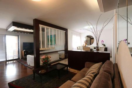 Apartamento à venda com 4 quartos, 240m² em Vila Uberabinha, São Paulo