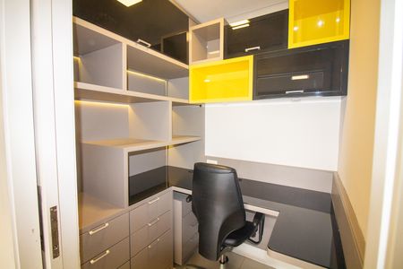 Apartamento para alugar com 130m², 3 quartos e 2 vagas Apartamento para alugar com 130m², 3 quartos e 2 vagasEscritório