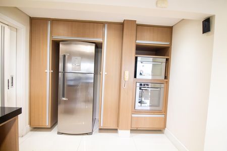 Apartamento para alugar com 130m², 3 quartos e 2 vagas Apartamento para alugar com 130m², 3 quartos e 2 vagasCozinha