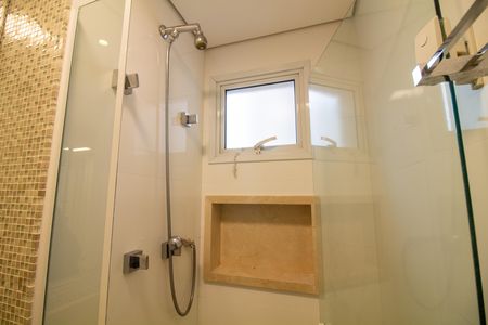 Apartamento para alugar com 130m², 3 quartos e 2 vagas Apartamento para alugar com 130m², 3 quartos e 2 vagasBanheiro