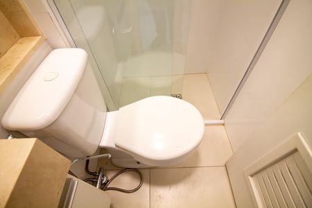 Apartamento para alugar com 130m², 3 quartos e 2 vagas Apartamento para alugar com 130m², 3 quartos e 2 vagasBanheiro de Serviço