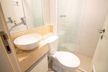 Apartamento para alugar com 130m², 3 quartos e 2 vagas Apartamento para alugar com 130m², 3 quartos e 2 vagasBanheiro de Serviço