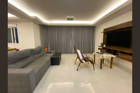 Apartamento à venda com 129m², 3 quartos e 3 vagas Apartamento à venda com 129m², 3 quartos e 3 vagasSala