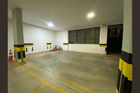 Apartamento à venda com 129m², 3 quartos e 3 vagas Apartamento à venda com 129m², 3 quartos e 3 vagasGaragem