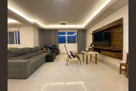 Apartamento à venda com 129m², 3 quartos e 3 vagas Apartamento à venda com 129m², 3 quartos e 3 vagasSala