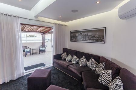 Apartamento à venda com 174m², 3 quartos e 2 vagas Apartamento à venda com 174m², 3 quartos e 2 vagasSala 2 na Cobertura Gourmet