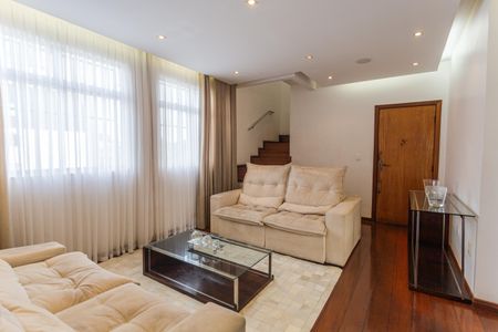 Apartamento à venda com 174m², 3 quartos e 2 vagas Apartamento à venda com 174m², 3 quartos e 2 vagasSala 1