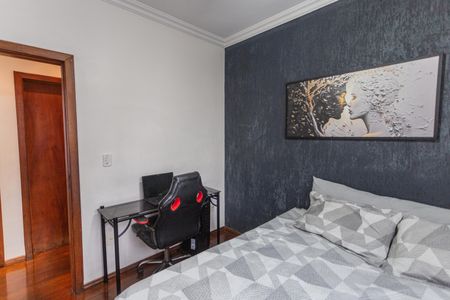Apartamento à venda com 174m², 3 quartos e 2 vagas Apartamento à venda com 174m², 3 quartos e 2 vagasQuarto 3
