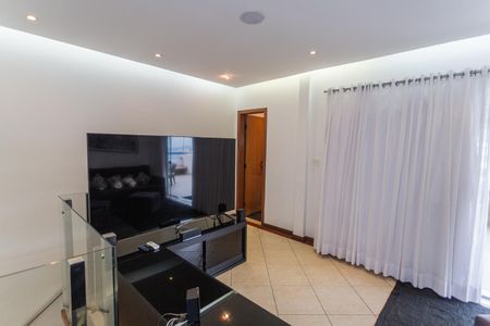 Apartamento à venda com 174m², 3 quartos e 2 vagas Apartamento à venda com 174m², 3 quartos e 2 vagasSala 2 na Cobertura Gourmet