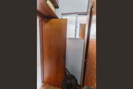 Apartamento à venda com 174m², 3 quartos e 2 vagas Apartamento à venda com 174m², 3 quartos e 2 vagasQuarto de Serviço