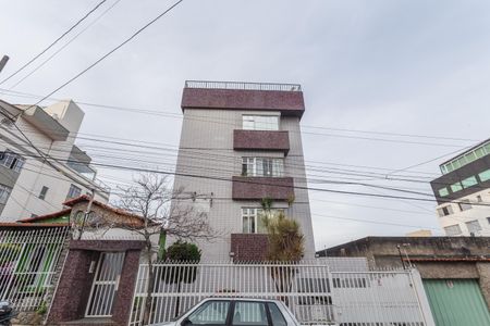 Apartamento à venda com 174m², 3 quartos e 2 vagas Apartamento à venda com 174m², 3 quartos e 2 vagasFachada