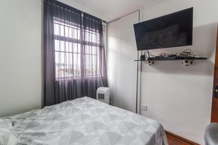 Apartamento à venda com 174m², 3 quartos e 2 vagas Apartamento à venda com 174m², 3 quartos e 2 vagasQuarto 3