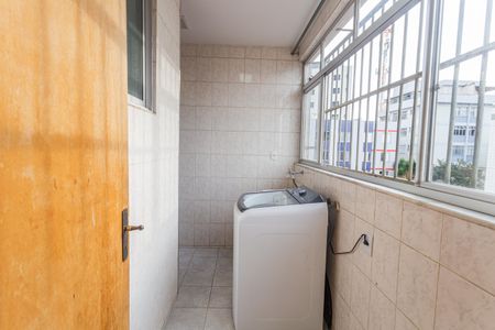 Apartamento à venda com 174m², 3 quartos e 2 vagas Apartamento à venda com 174m², 3 quartos e 2 vagasÁrea de Serviço