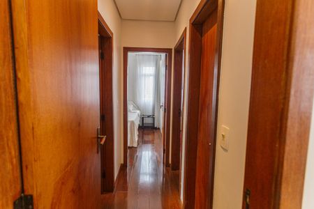 Apartamento à venda com 174m², 3 quartos e 2 vagas Apartamento à venda com 174m², 3 quartos e 2 vagasCorredor