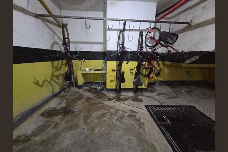 Apartamento para alugar com 44m², 1 quarto e 1 vaga Apartamento para alugar com 44m², 1 quarto e 1 vagaGaragem